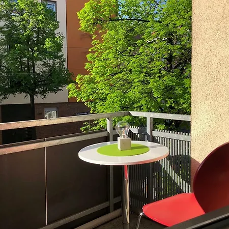 Apartament Messeapartment An Der Altstadtmauer Norymberga